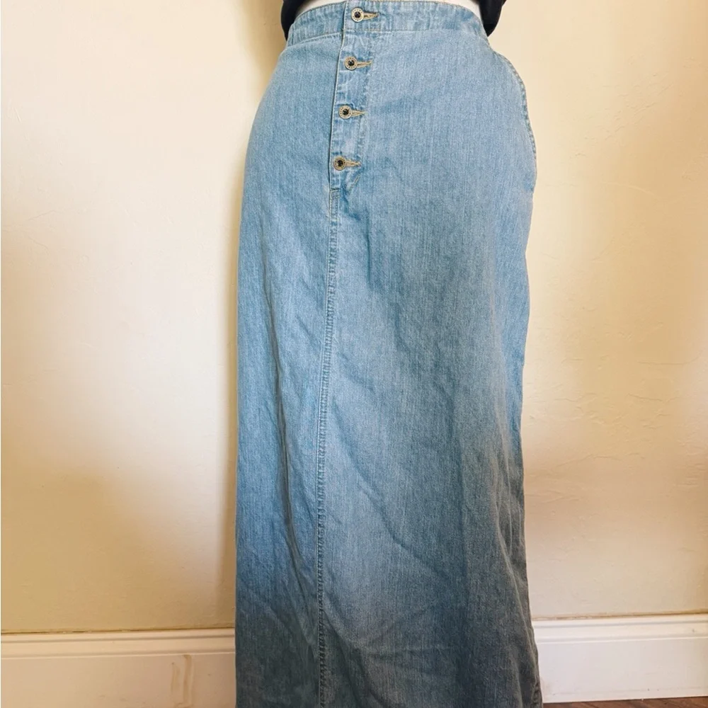Liz Claiborne Light Blue Denim Skirt - Picture 1 of 7
